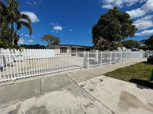 29939 SW 159th Dr, Homestead FL 33033