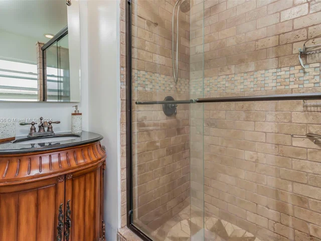 7956 NW 1st Ct, Margate FL 33063