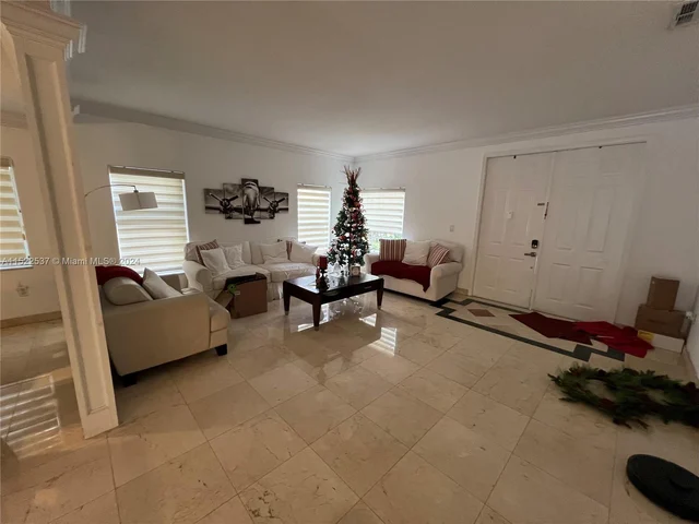6498 NW 113th Pl, Doral FL 33178