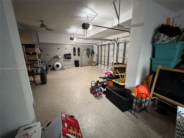 6498 NW 113th Pl, Doral FL 33178