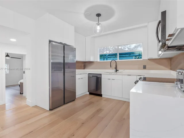 535 NE 50th Ter, Miami FL 33137