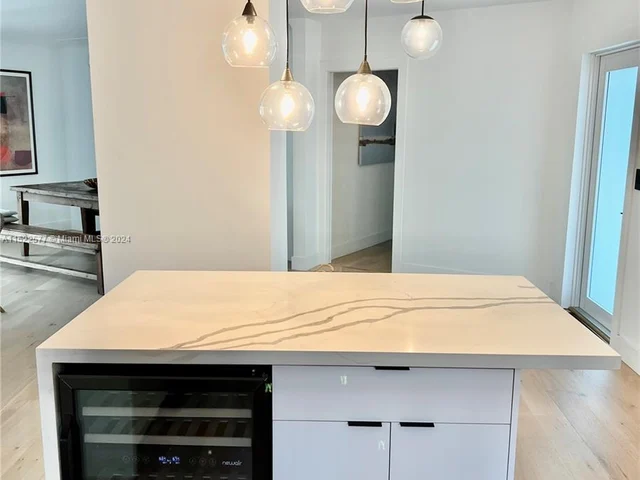 535 NE 50th Ter, Miami FL 33137