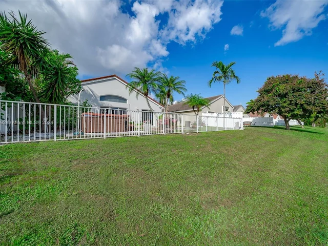 34th terrace SW 34th Ter # 5032, Hollywood FL 33312