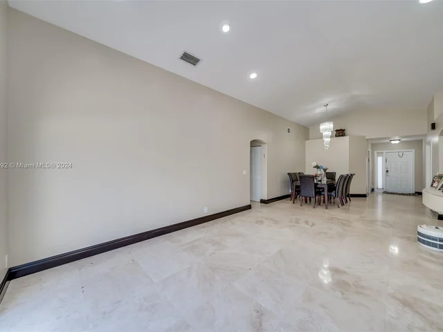 34th terrace SW 34th Ter # 5032, Hollywood FL 33312