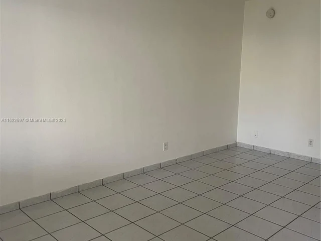 501 Blue Heron Dr # A, Hallandale Beach FL 33009