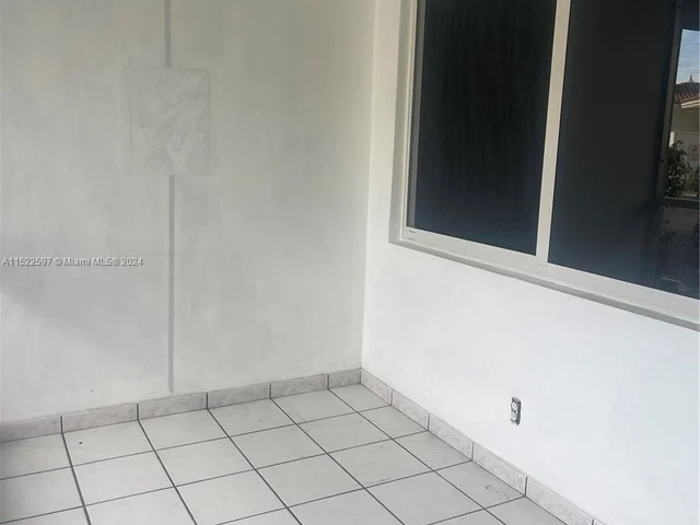 501 Blue Heron Dr # A, Hallandale Beach FL 33009