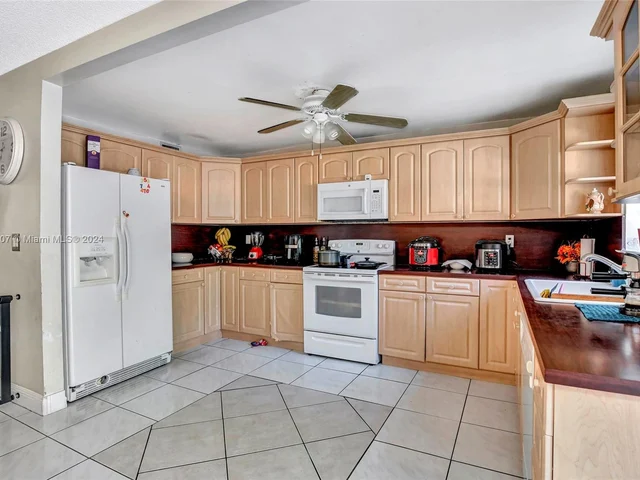 1990 SW 121st Ct # 235, Miami FL 33175