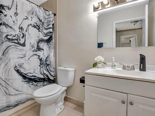 1990 SW 121st Ct # 235, Miami FL 33175