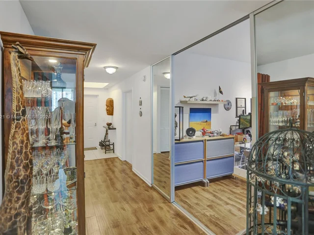 3340 NE 190th St # 603, Aventura FL 33180