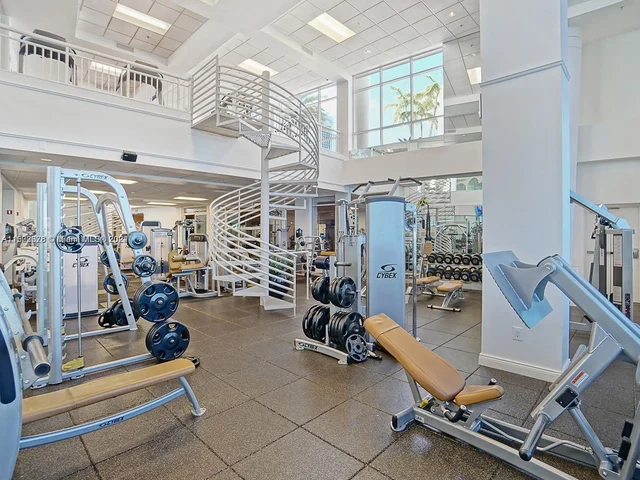 848 Brickell Key Dr # 1003, Miami FL 33131