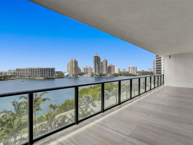 5000 Island Estates Dr # 707, Aventura FL 33160