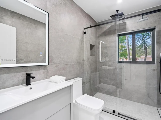 5770 SW 56th St, Miami FL 33155