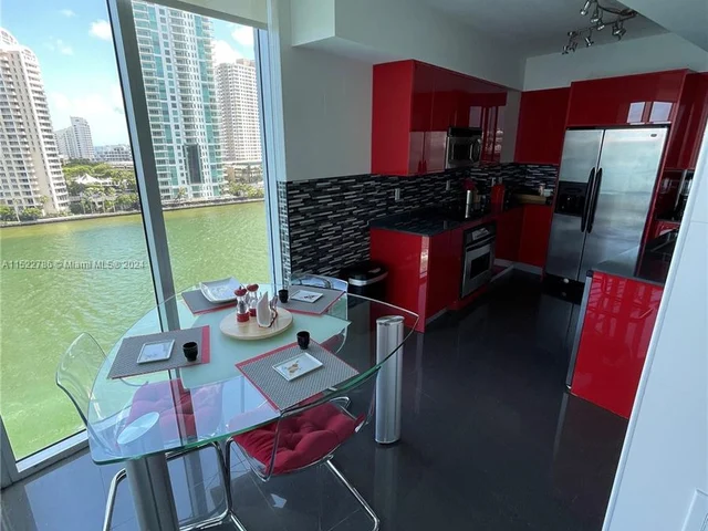 335 S Biscayne Blvd # 1209, Miami FL 33131