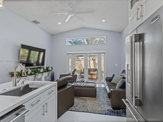 14981 SW 18th St, Miramar FL 33027