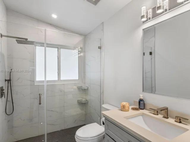 14981 SW 18th St, Miramar FL 33027