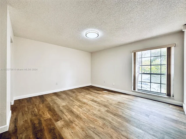 7231 Miami Lakes Dr # C18, Miami Lakes FL 33014