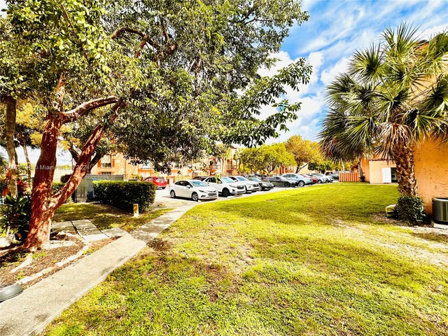 7231 Miami Lakes Dr # C18, Miami Lakes FL 33014