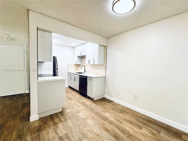 7231 Miami Lakes Dr # C18, Miami Lakes FL 33014