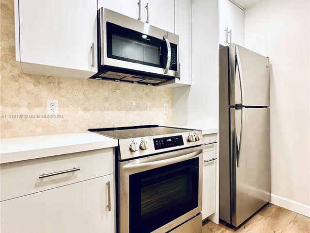 7231 Miami Lakes Dr # C18, Miami Lakes FL 33014