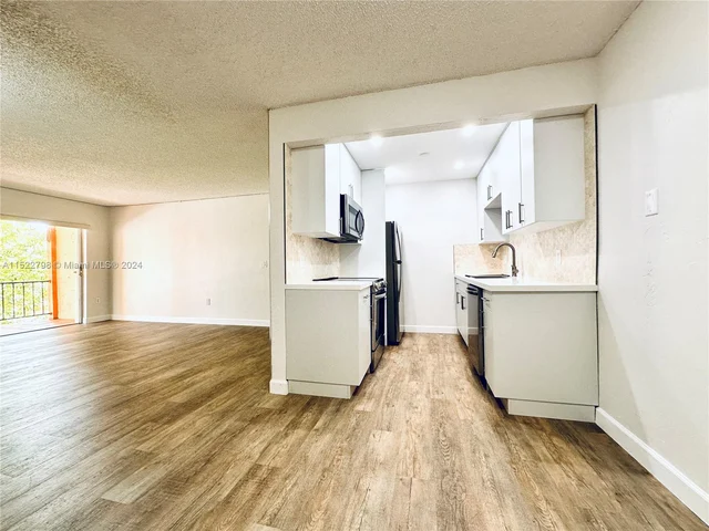 7231 Miami Lakes Dr # C18, Miami Lakes FL 33014