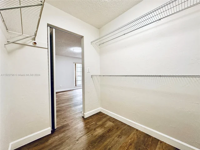 7231 Miami Lakes Dr # C18, Miami Lakes FL 33014