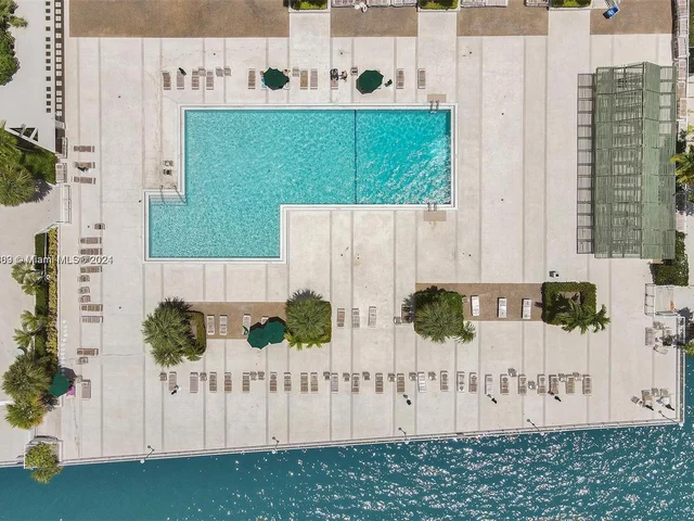 500 Bayview Dr # 2131, Sunny Isles Beach FL 33160