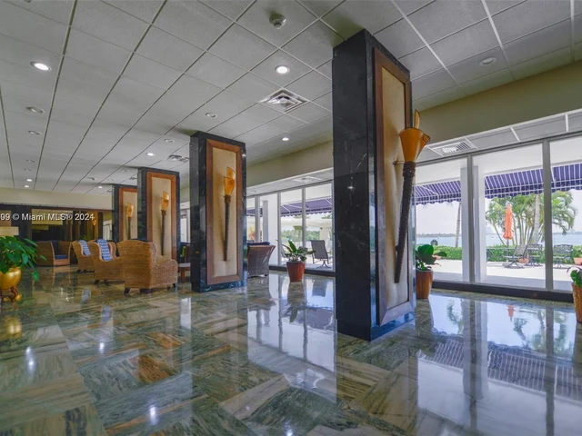 500 Bayview Dr # 2131, Sunny Isles Beach FL 33160