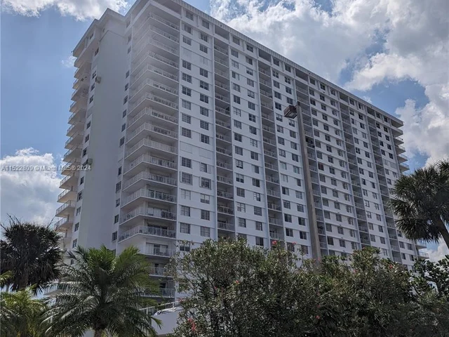 500 Bayview Dr # 2131, Sunny Isles Beach FL 33160