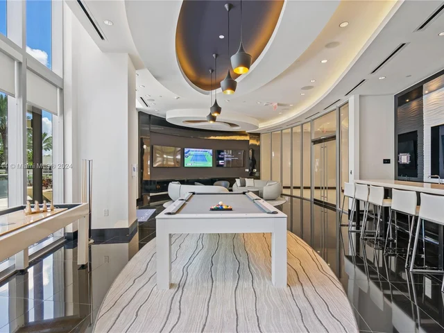 851 ne 1st ave # 3900, Miami FL 33132