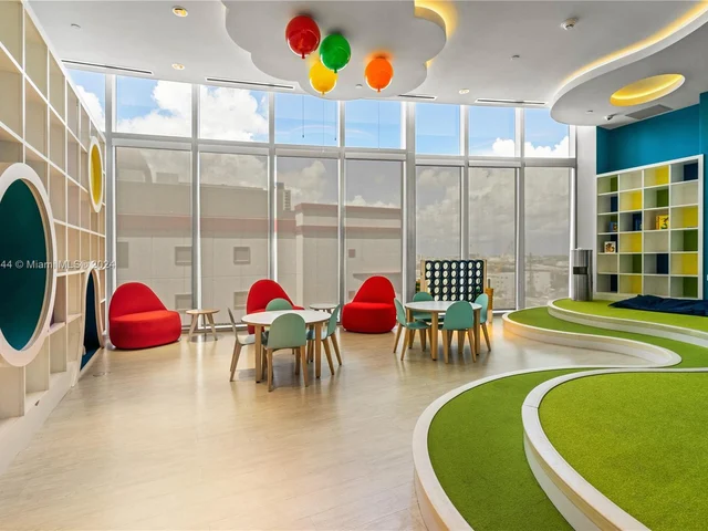 851 ne 1st ave # 3900, Miami FL 33132