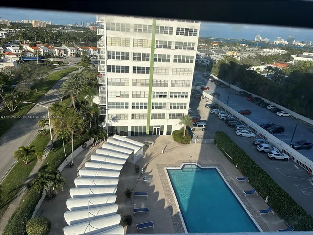 2100 Sans Souci Blvd # B811, North Miami FL 33181