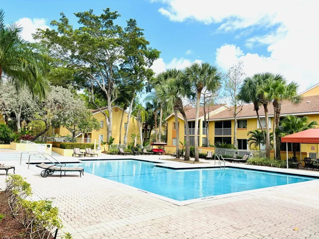 1031 Coral Club Dr # 1031, Coral Springs FL 33071