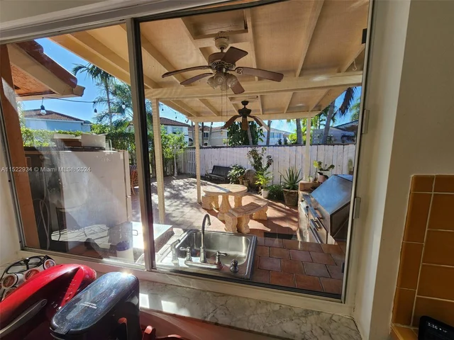 9140 SW 156th Ct, Miami FL 33196