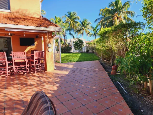 9140 SW 156th Ct, Miami FL 33196