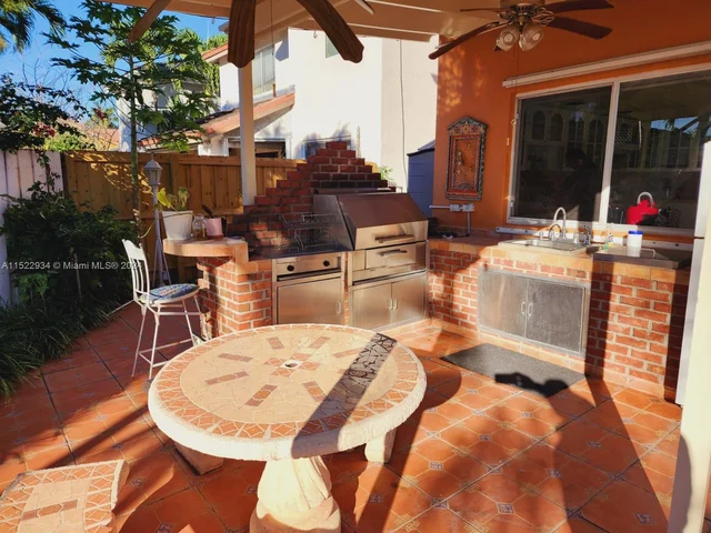 9140 SW 156th Ct, Miami FL 33196