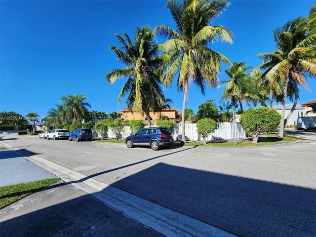 9140 SW 156th Ct, Miami FL 33196