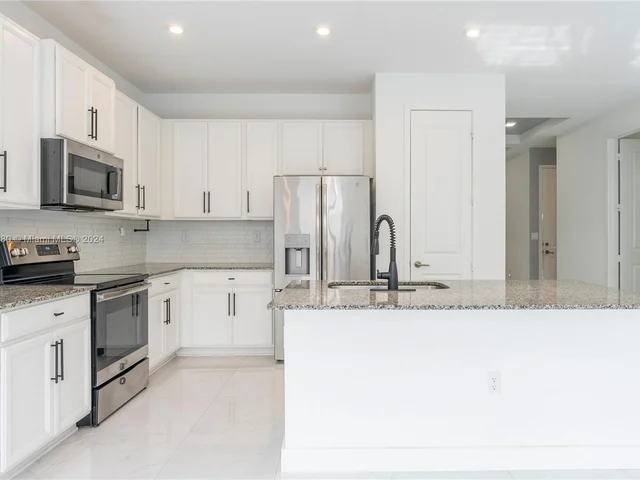 23531 SW 107th Pl, Homestead FL 33032