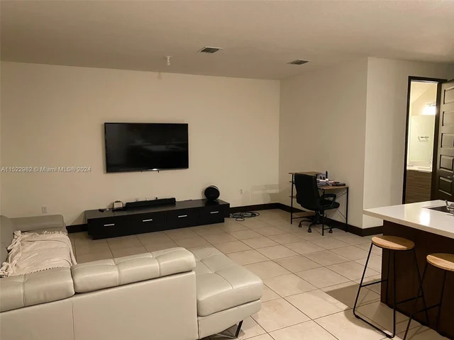 15939 NW 91st Ct, Miami Lakes FL 33018