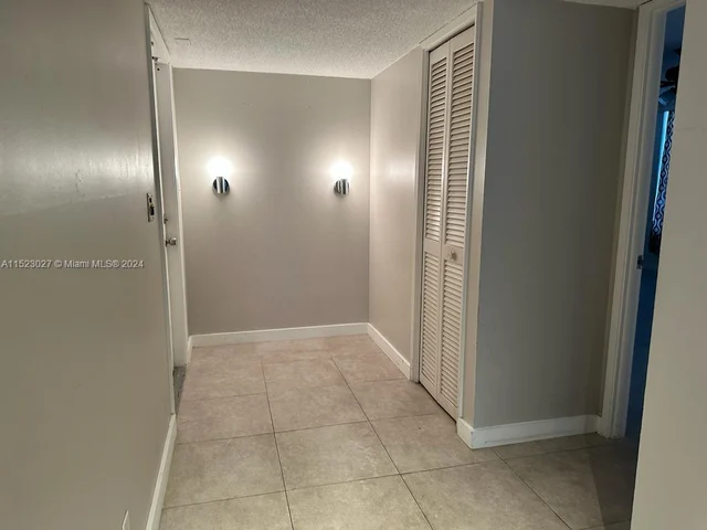 2851 S Palm Aire Dr # 310, Pompano Beach FL 33069