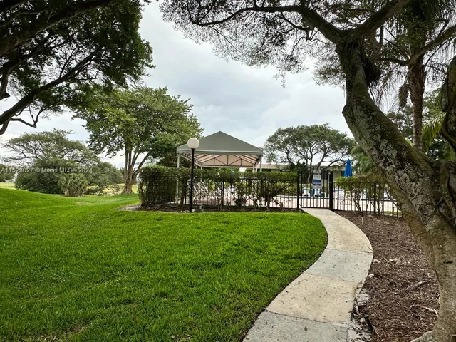 2851 S Palm Aire Dr # 310, Pompano Beach FL 33069