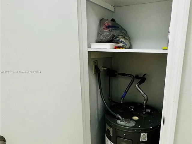 1333 E Hallandale Beach Blvd # 302, Hallandale Beach FL 33009