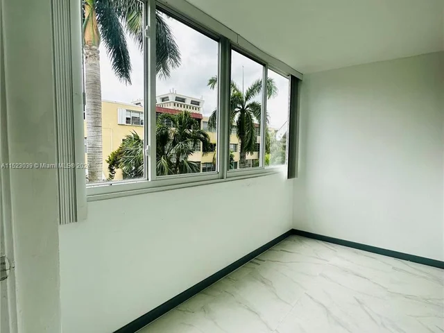 1333 E Hallandale Beach Blvd # 302, Hallandale Beach FL 33009