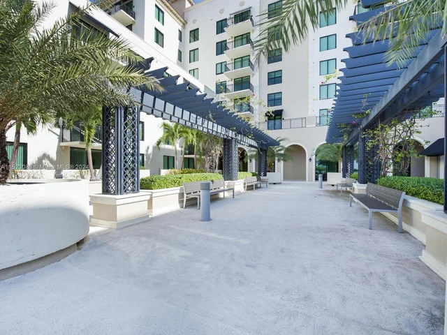 1300 Ponce De Leon Blvd # 502, Coral Gables FL 33134