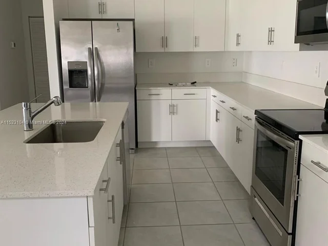 12746 SW 212th St # 12746, Miami FL 33177