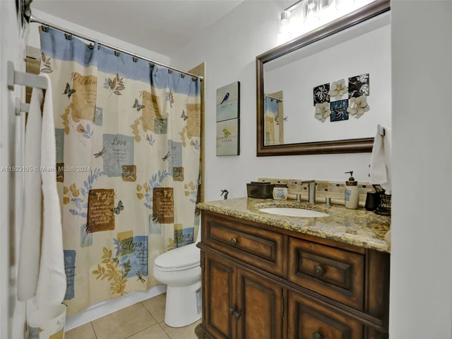 530 SW 181st Ave, Pembroke Pines FL 33029