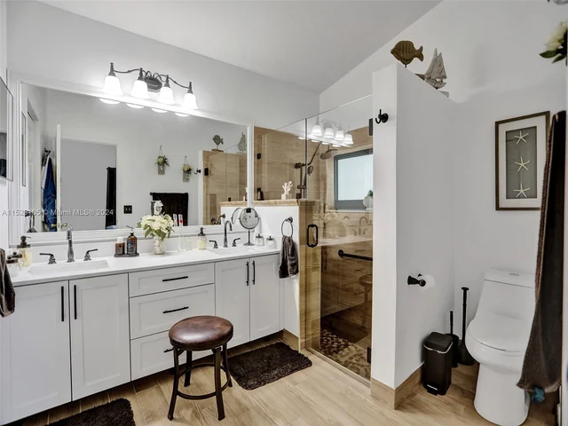 530 SW 181st Ave, Pembroke Pines FL 33029