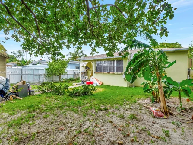 354 NW 80th St, Miami FL 33150