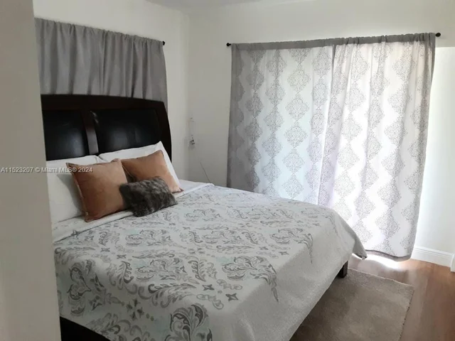 3071 SW 19th Ter, Miami FL 33145