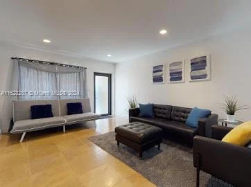 3071 SW 19th Ter, Miami FL 33145