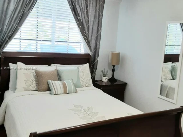 3071 SW 19th Ter, Miami FL 33145